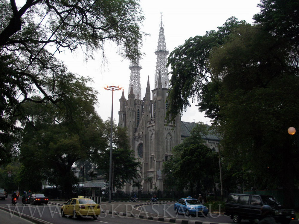 Собор Святой Марии в Джакарте Индонезия фото фотография фотографии фотка фотки фотоальбом