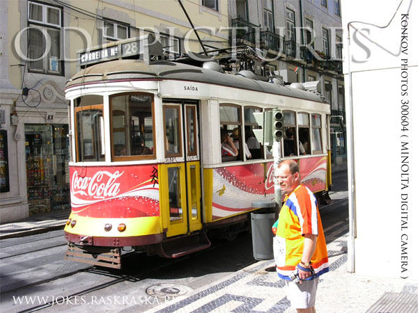 Lisbon tram трамвай в Лиссабоне